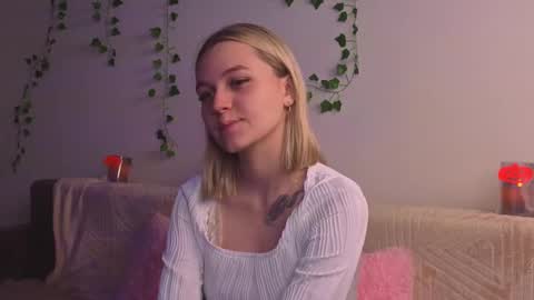 savannahshor online show from November 9, 8:27 pm