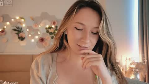 Alyson or just Aly   online show from April 11, 3:05 pm