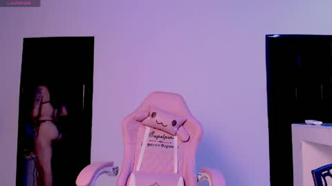 scarlet_carterr online show from May 14, 5:24 am
