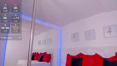 Scarlet online show from December 16, 4:46 pm