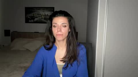 Sophie online show from May 26, 7:40 am