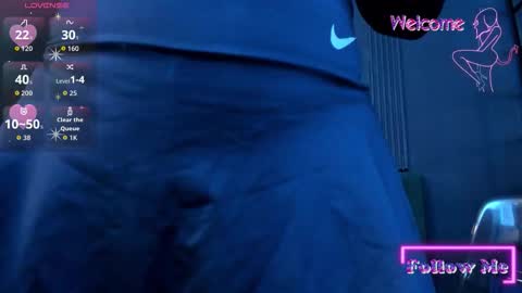 Scarlet Edwars online show from March 14, 6:09 pm