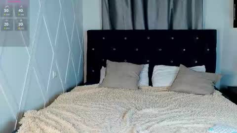 scarlet_enchantress online show from March 19, 9:30 pm