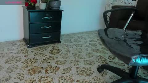 Snapshot of scarlet_villamizar chatting on September 13, 4:53 am SCARLET online show from September 13, 4:53 am