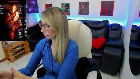 Scarlett online show from March 3, 12:00 pm