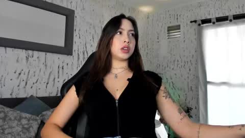 Scarlett online show from March 2, 6:58 pm