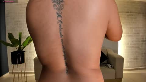 scarlettboss_ online show from December 16, 10:54 am