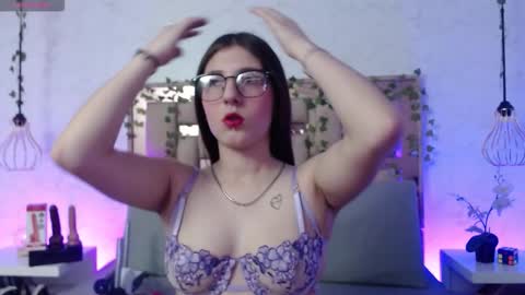 Snapshot of scarlettroxx chatting on October 8, 11:36 am Scarlet online show from October 8, 11:36 am