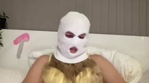 Scarlett stells online show from December 2, 2:24 am