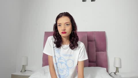 Snapshot of scarlettt_moon chatting on January 7, 11:58 am scarlettt_moon online show from January 7, 11:58 am