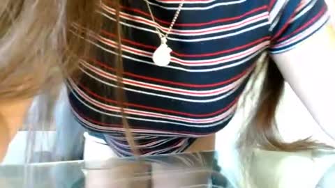 Elizabeth  online show from July 10, 9:43 am