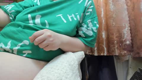 seductive_she_wolf online show from April 4, 8:40 pm