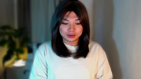 Deluxe online show from February 24, 3:38 am