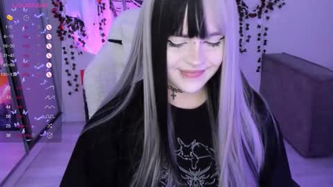 Selena  online show from November 5, 12:32 pm