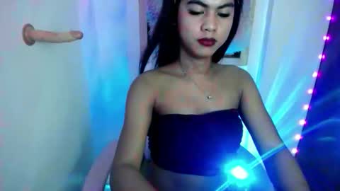 selena_fox2000 online show from April 11, 4:54 pm
