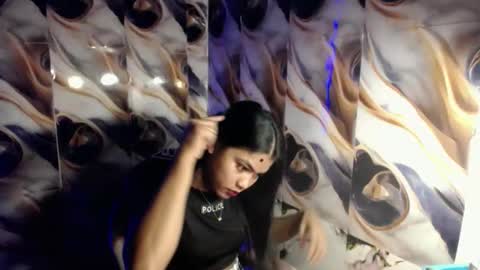 selena_fox2000 online show from April 2, 8:34 am