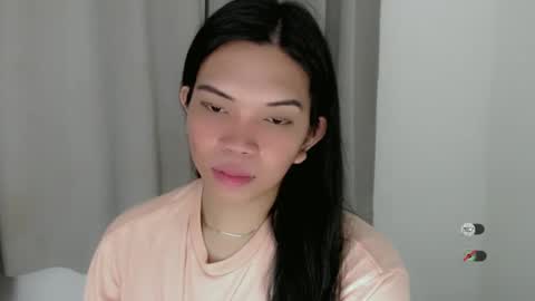 Selena online show from December 21, 8:43 pm