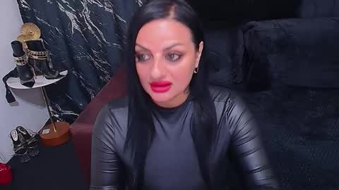 Selene online show from June 2, 4:13 am