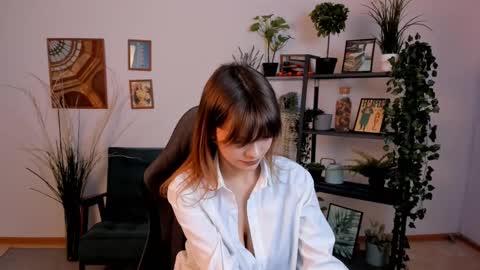 Selena ntmy online show from February 28, 1:58 pm