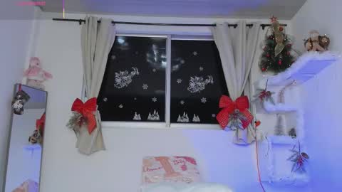 selenafox online show from November 26, 2:01 am