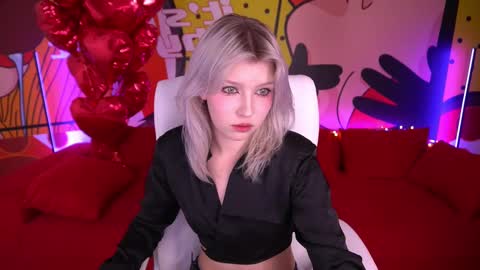 selenairis online show from March 10, 2:16 pm