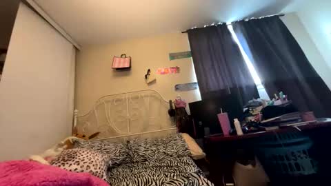 selenaprincess2 online show from November 29, 4:44 pm