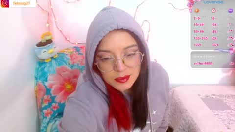 Selene G  online show from May 8, 5:54 am