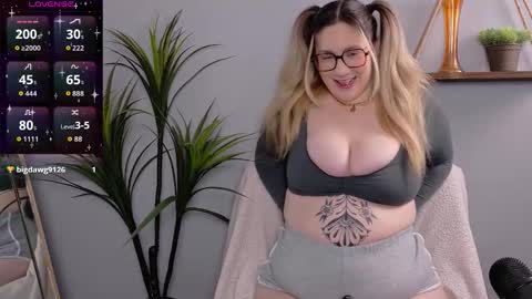 Selina Mae online show from March 21, 3:22 am