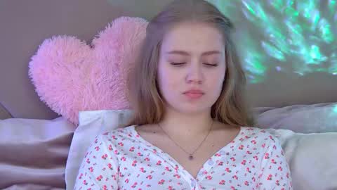 SelinSwarovski online show from October 5, 7:08 pm