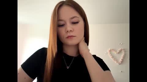 Lily online show from June 5, 6:28 am
