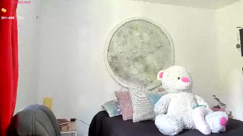 Selyn online show from June 16, 1:01 pm
