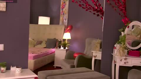 Seni bigtits bigboobs hard tits new anal ass hardcore bigass boobs bounce extreme online show from April 19, 12:21 am