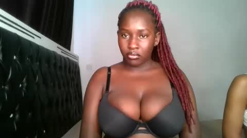 sensual_ria online show from June 6, 7:03 am