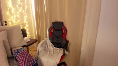 sensualbarbies online show from March 12, 12:52 pm