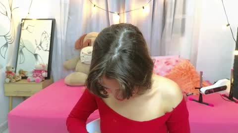 serafina_ online show from October 25, 2:03 pm