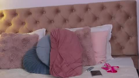 serendipity31 online show from November 30, 2:43 pm