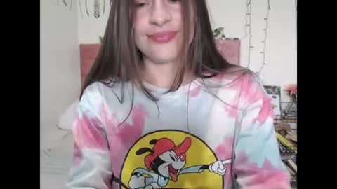 Snapshot of serenity_crystal chatting on December 30, 8:04 pm serenity_crystal online show from December 30, 8:04 pm