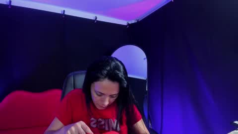 LUCERO online show from October 12, 4:37 am