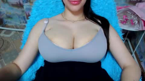 Snapshot of seu_cute chatting on October 3, 5:29 pm seu_cute online show from October 3, 5:29 pm