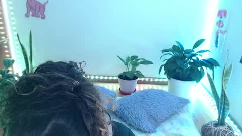 samy online show from April 11, 9:51 pm