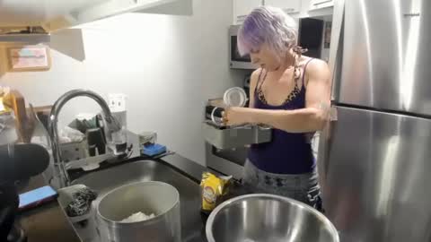 sex_addicted_artist online show from October 12, 11:18 pm