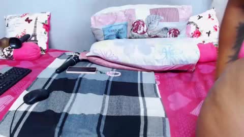 sexiebootyjoyxx online show from February 3, 5:14 pm