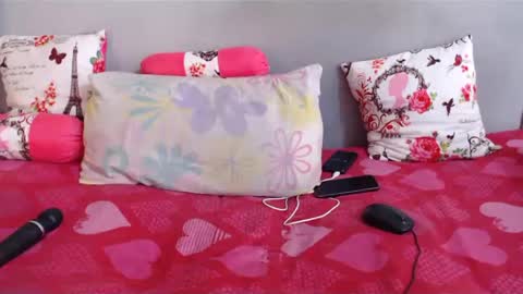 sexiebootyjoyxx online show from December 10, 10:49 am