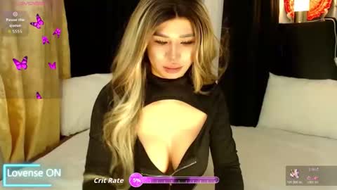 sexxxy_phoenix online show from April 19, 10:12 pm