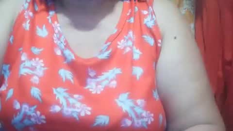 misslovely j online show from December 4, 9:22 am