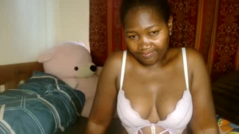 sexxypritty online show from October 4, 5:35 am