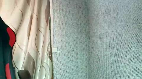 Jessica  Face only in pvt or in snapchat Dont ask more.... online show from November 19, 11:32 am