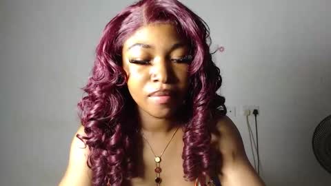 sexy_bluey247 online show from December 13, 9:54 pm