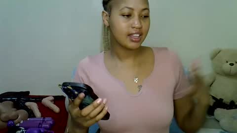 sexy_bubbie01 online show from May 3, 8:50 am