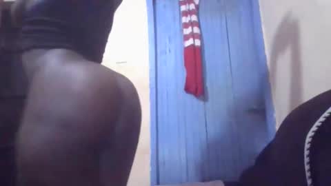 sexy_butty01 online show from April 15, 10:32 pm